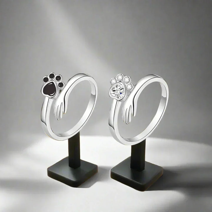 Adjustable Paw Ring Made of Sterling Silver – Hand-in-Paw Design
